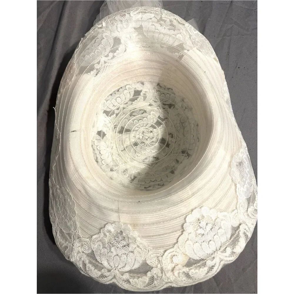 Vintage 1960’s T&G WEDDING HAT WITH VEIL - Picture 5 of 14